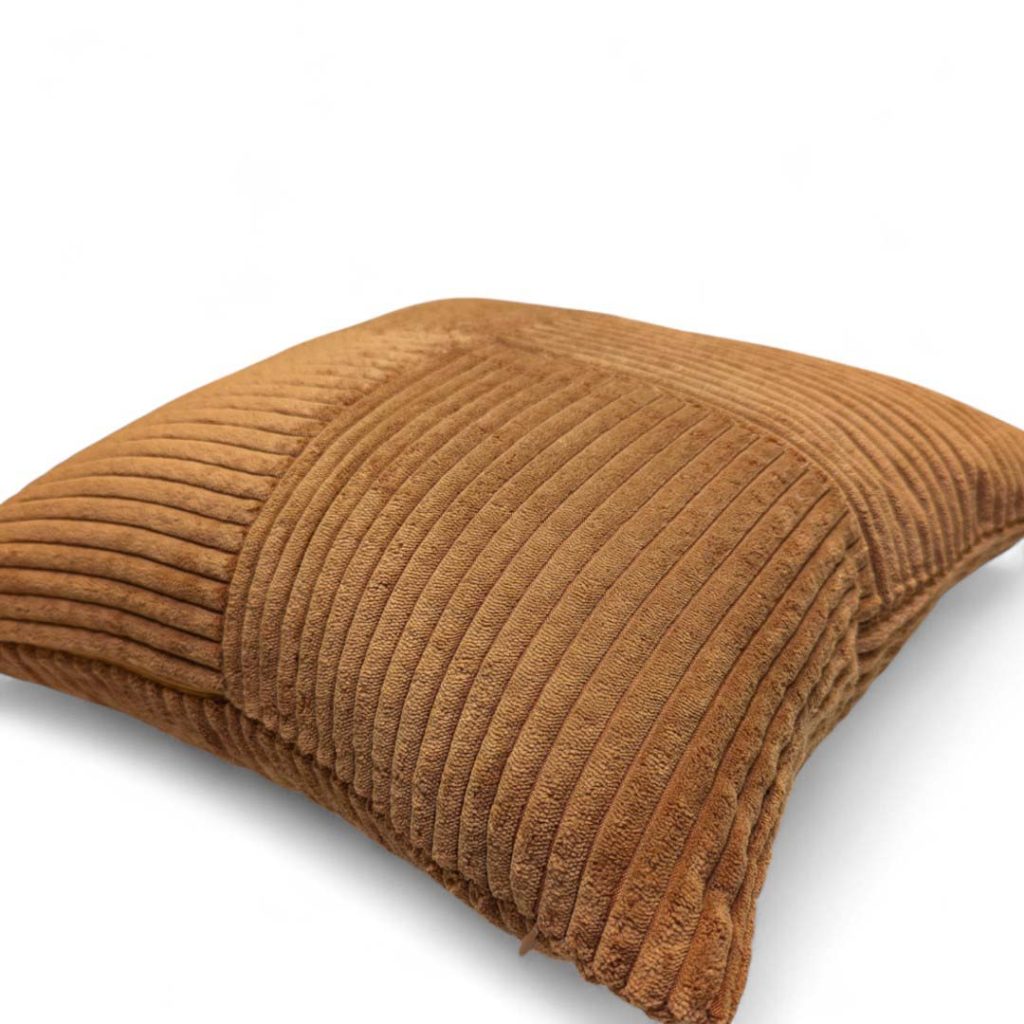 Decorative Pillow 4545 Cm Diamond Model - Hamra Zoom כרית נוי 4545 קורדרוי קטיפתי DIAMOND - חמרה